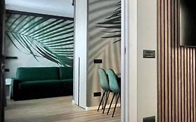 Prestige Duomo Apartment - Lake Como